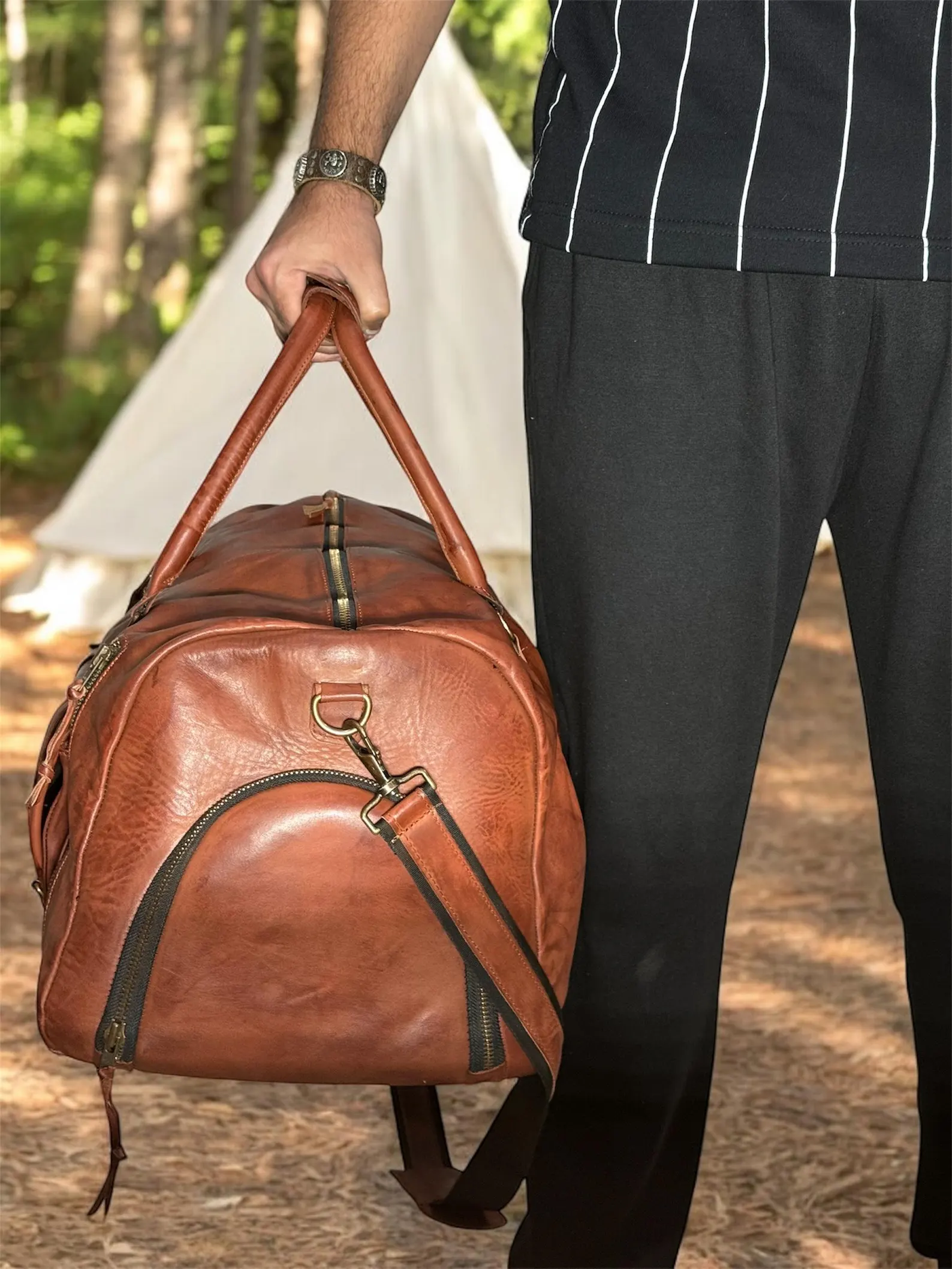 Handmade Real Leather Duffle Bag with Shoe Compartment - 20 Inch Travel Weekender - Image 4