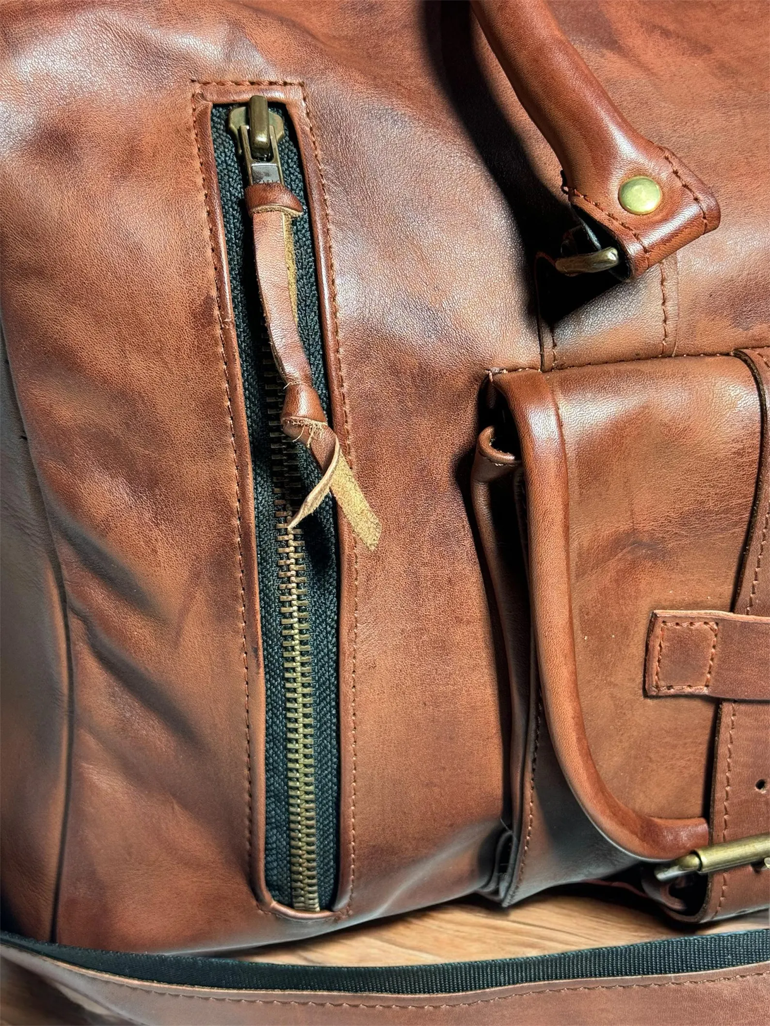 Handmade Real Leather Duffle Bag with Shoe Compartment - 20 Inch Travel Weekender - Image 3